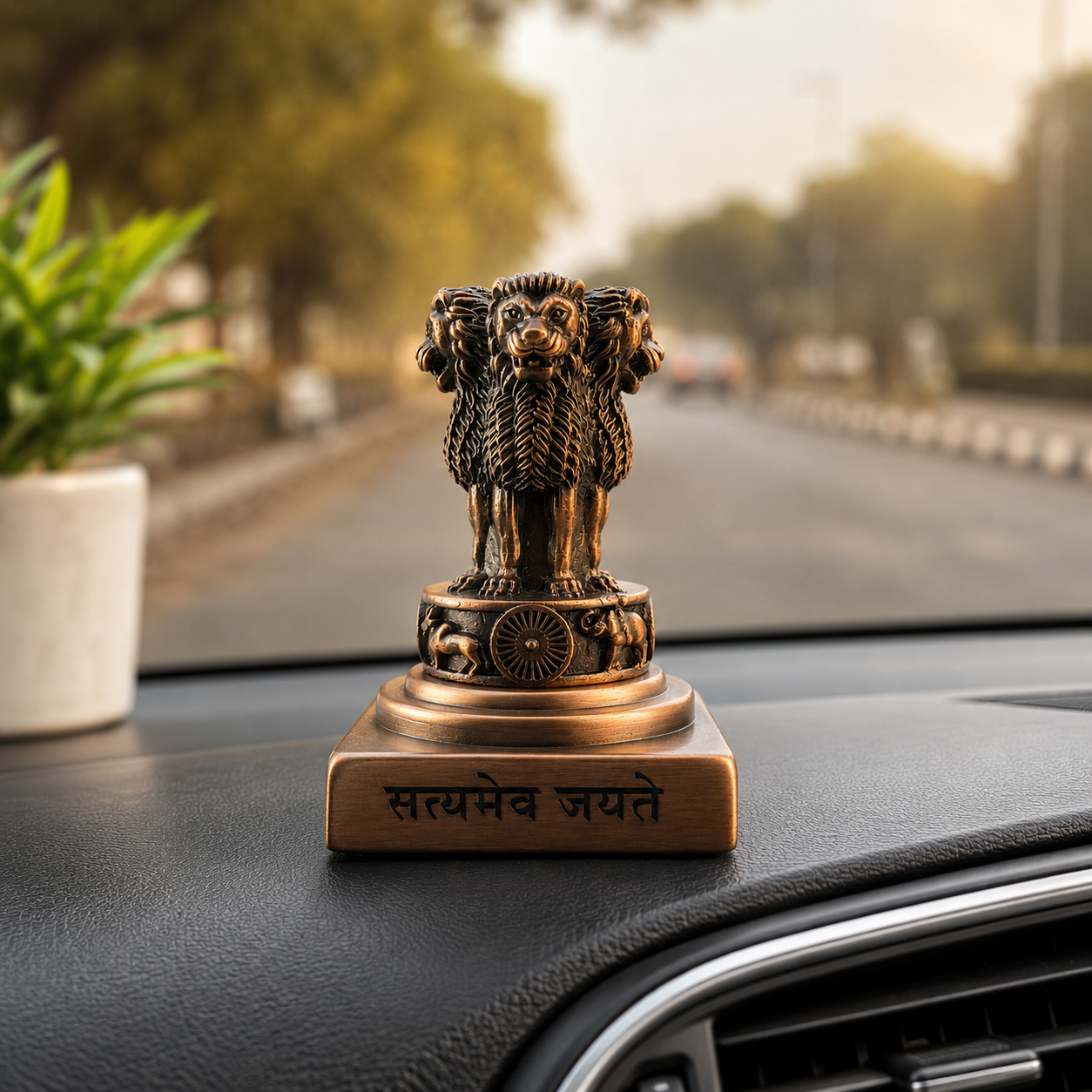 Indian National Emblem Ashoka Stambh figurine for car decor Indian National Emblem Ashoka Stambh figurine for car decor
